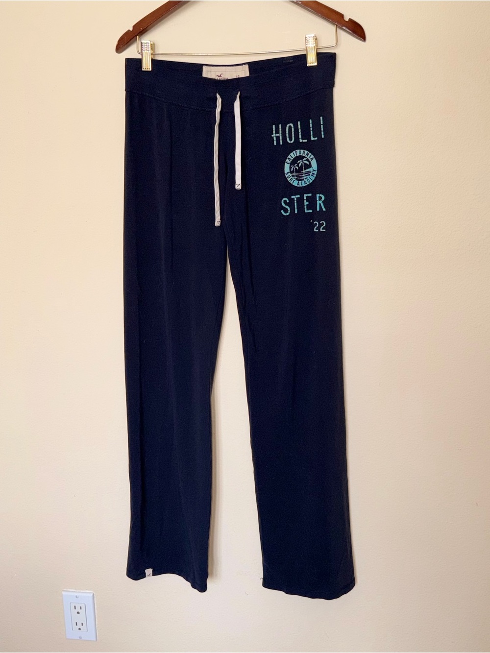 Vintage Y2K Hollister Navy Sweatpants - Picture 8 of 14